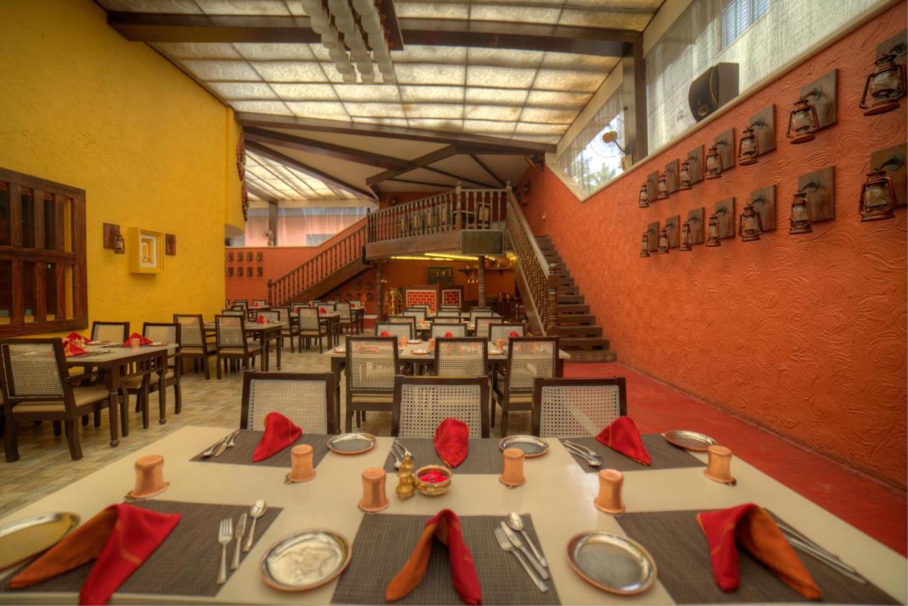 Goldfinch Hotel Bangalore Exterior foto